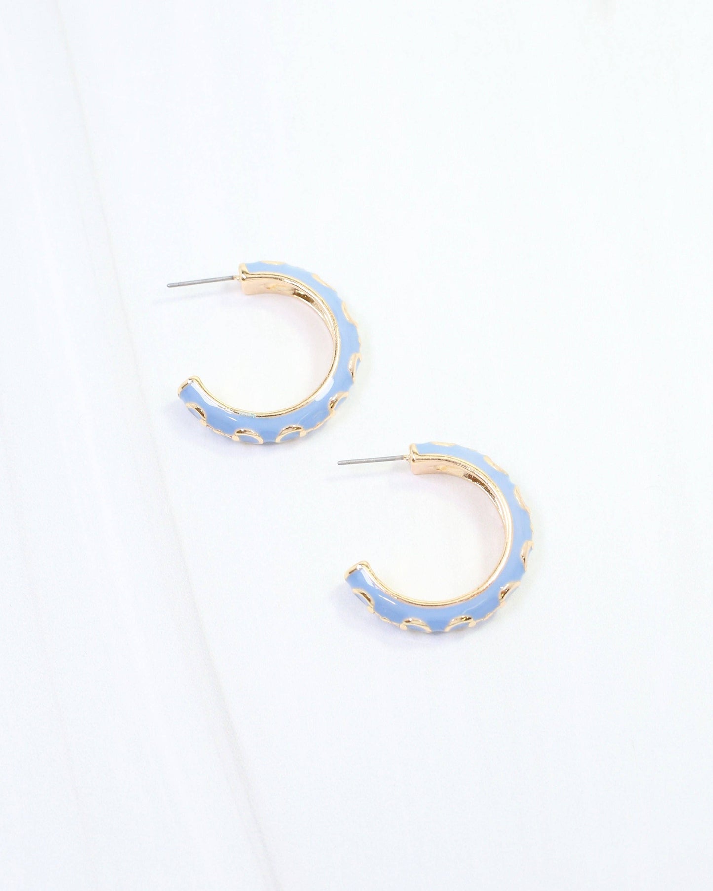 Caroline Hill - Kaylene Horsebit Hoop Earring Blue