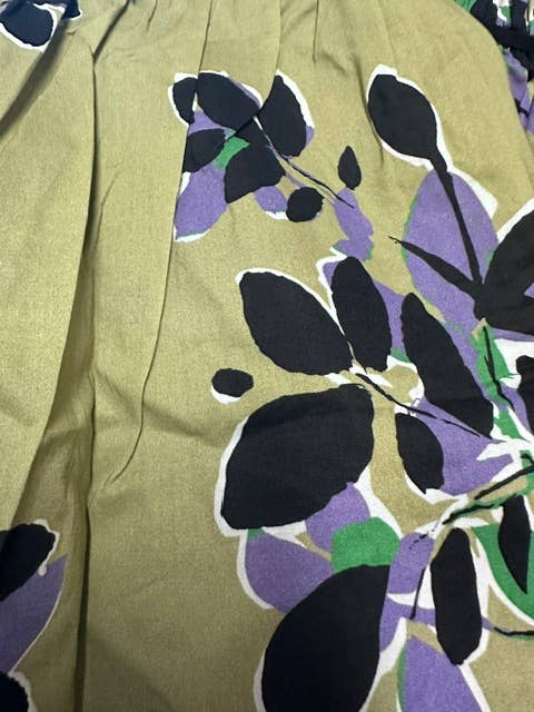 Meet Me In Santorini - Verdant Leaves Printed Pintuck Blouse
