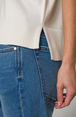 Effortless V-Neck Sweater Tee