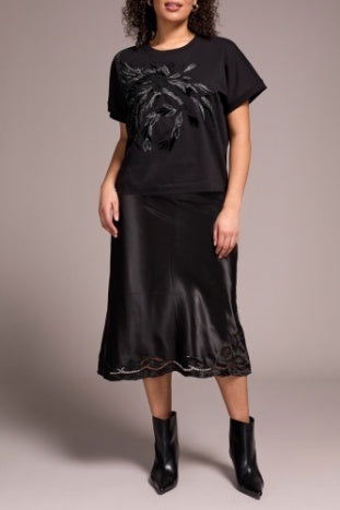 Onyx Crew Neck Embroidery Top