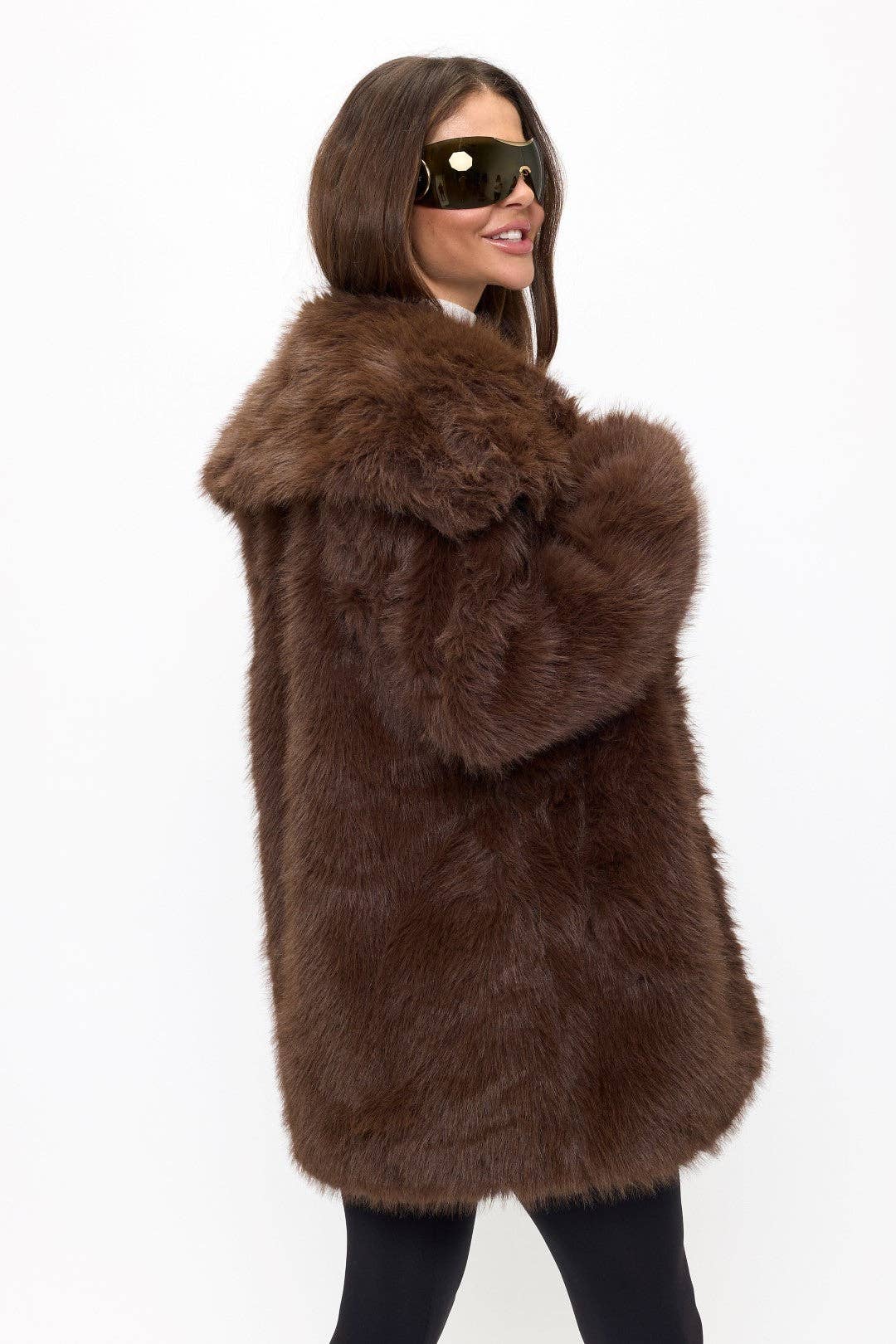 Luxe Cloud Oversized Faux Fur Coat